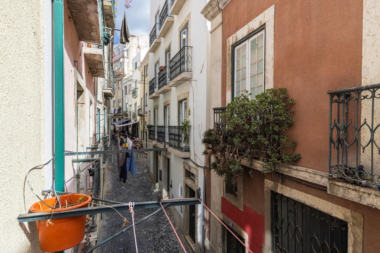 Alfama'S Heart Apartment By Lovelystay Lisboa Kültér fotó